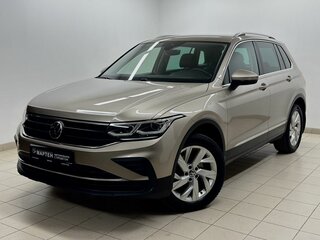 2021 Volkswagen Tiguan II Рестайлинг, коричневый, 2570000 рублей, вид 1