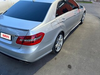 2010 Mercedes-Benz E-Класс 300 IV (W212, S212, C207), серебристый, 1600000 рублей, вид 4