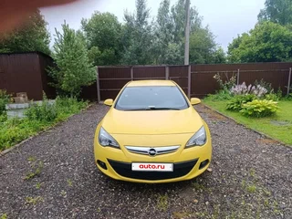 2011 Opel Astra GTC J Рестайлинг, жёлтый, 650000 рублей, вид 2