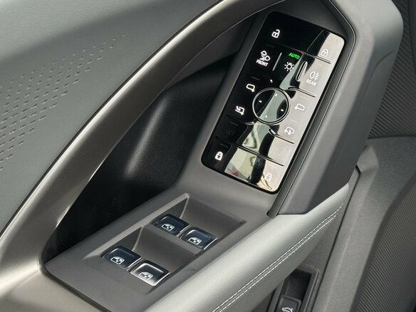 2026 Audi Q5 L III (GU), чёрный - вид 24