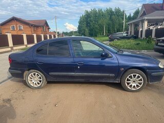 2002 Renault Megane I Рестайлинг, синий, 250000 рублей, вид 3