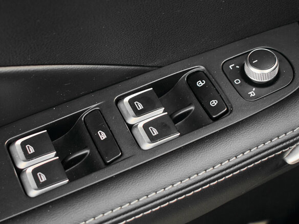 2021 Geely Coolray I, чёрный - вид 20