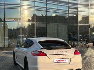 2011 Porsche Panamera Turbo I, белый, 2790000 рублей, вид 4
