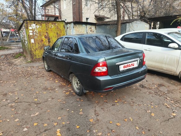 2010 Lada (ВАЗ) Priora I, зелёный, 330000 рублей - вид 4
