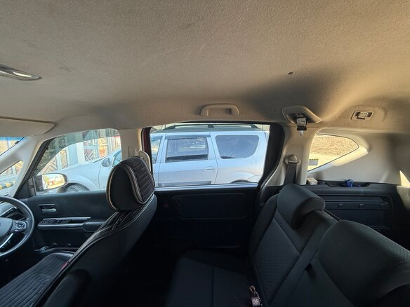 2017 Honda Freed+ II, красный, 1380000 рублей - вид 25