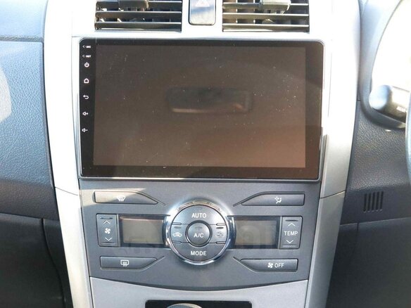 2011 Toyota Corolla Fielder X (E140, E150) Рестайлинг, чёрный, 750000 рублей - вид 17
