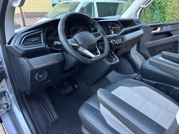 2023 Volkswagen Multivan T6 Рестайлинг, серебристый, 5250000 рублей - вид 6