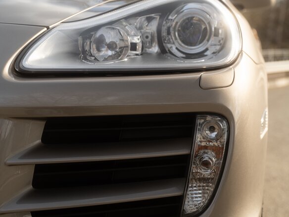 2008 Porsche Cayenne I Рестайлинг (957), бежевый, 4000000 рублей - вид 27