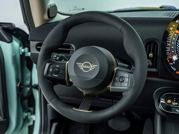 2025 Mini Hatch C IV (F65/F66/J01), зелёный, 3520000 рублей - вид 23