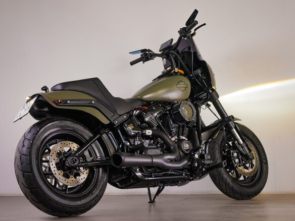 2021 Harley-Davidson Fat Bob, зелёный - вид 17