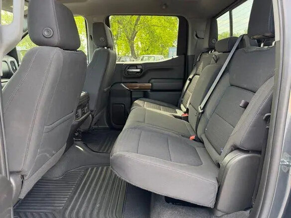 2022 Chevrolet Silverado Crew Cab 8-speed IV (T1XX), чёрный, 5822000 рублей - вид 4