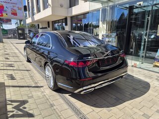 2026 Mercedes-Benz Maybach S-Класс 680 II (Z223) Рестайлинг, чёрный, 43100000 рублей, вид 4