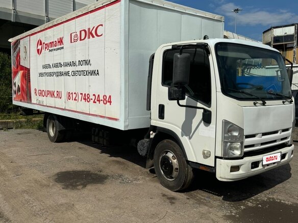 2013 Isuzu Elf (N-series), белый, 1300000 рублей