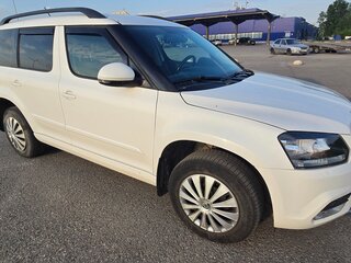 2014 Skoda Yeti I Рестайлинг, белый, 630000 рублей, вид 5