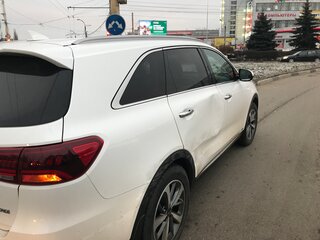 2020 Kia Sorento III Prime Рестайлинг, белый, 2400000 рублей, вид 3