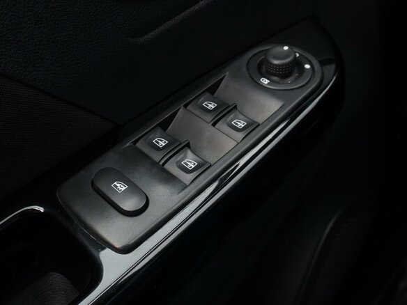 2018 Renault Kaptur I, красный - вид 15
