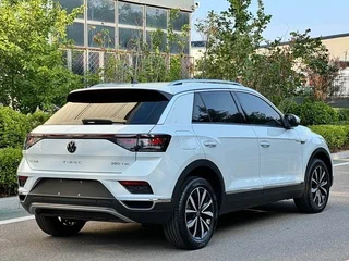 2023 Volkswagen T-Roc I (China Market), белый, 1910000 рублей, вид 4
