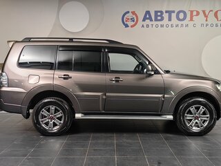 2011 Mitsubishi Pajero IV Рестайлинг 1, коричневый, 1571000 рублей, вид 5