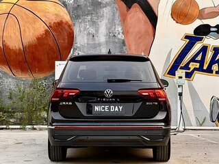 2025 Volkswagen Tiguan L II Рестайлинг (China Market), чёрный, 2491508 рублей, вид 4