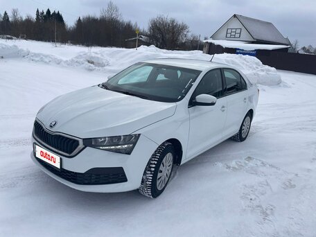 2021 Skoda Rapid II, белый, 860000 рублей, вид 2