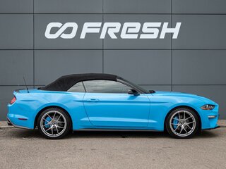 2022 Ford Mustang VI Рестайлинг, голубой, 3935000 рублей, вид 5