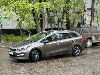 2017 Kia Ceed II Рестайлинг, коричневый, 1200000 рублей, вид 1