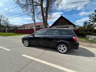 2008 Opel Astra H Рестайлинг, чёрный, 420000 рублей, вид 3