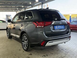 2021 Mitsubishi Outlander III Рестайлинг 3, серый, 2319000 рублей, вид 3