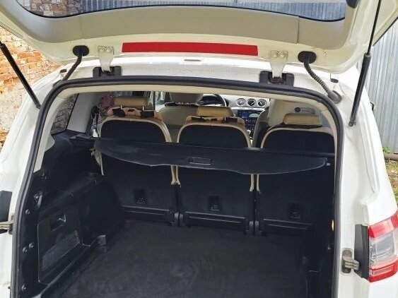 2014 Ford S-MAX I Рестайлинг, белый, 1250000 рублей - вид 10
