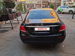 2019 Mercedes-Benz E-Класс 200 d V (W213, S213, C238), чёрный, 2100000 рублей, вид 5