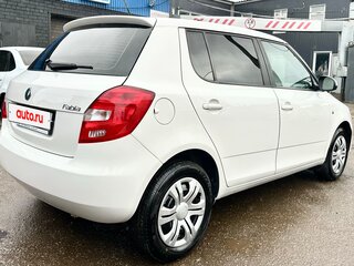 2012 Skoda Fabia II Рестайлинг, белый, 649000 рублей, вид 5