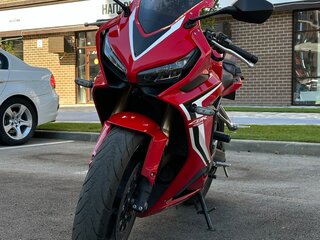 2020 Honda CBR 650R, красный, 790000 рублей, вид 4