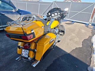 2013 Harley-Davidson Electra Glide, жёлтый, 1100000 рублей, вид 2