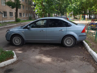 2008 Ford Focus II, серый, 430000 рублей, вид 4
