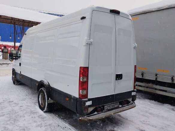 2012 Iveco Daily, белый, 1100000 рублей - вид 8