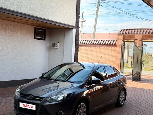 2012 Ford Focus III, серый, 1040000 рублей
