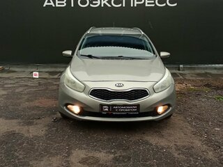 2013 Kia Ceed II, серебристый, 750000 рублей, вид 2