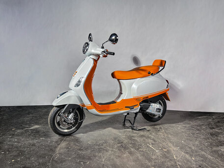 2025 Vespa VXL 125, оранжевый, 420000 рублей, вид 1