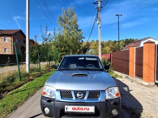 2008 Nissan NP300, серебристый, 1097000 рублей, вид 4