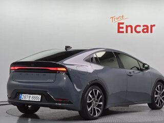 2023 Toyota Prius PHV V (XW60), серый, 3133000 рублей, вид 4