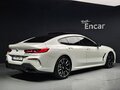 2025 BMW 8 серии M850i xDrive II (G14/G15/G16) Рестайлинг, белый - вид 3