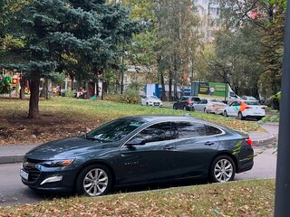 2019 Chevrolet Malibu IX Рестайлинг, серый, 1560000 рублей, вид 5