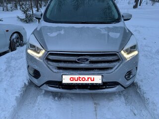 2018 Ford Kuga II Рестайлинг, серебристый, 1500000 рублей, вид 2