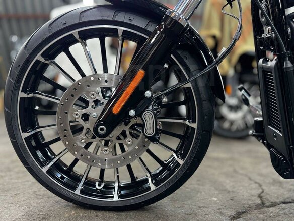 2023 Harley-Davidson Breakout, чёрный, 2310000 рублей - вид 30