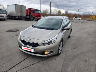 2014 Kia Ceed II, серебристый, 870000 рублей, вид 4