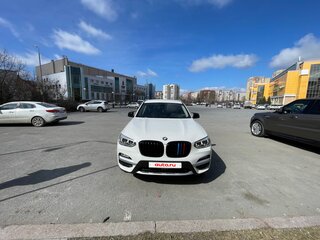 2018 BMW X3 20d xDrive III (G01), белый, 3800000 рублей, вид 2