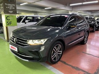 2023 Volkswagen Tiguan II Рестайлинг, серый, 2450001 рублей, вид 1
