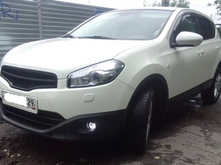 2013 Nissan Qashqai I Рестайлинг, белый, 1170000 рублей, вид 4