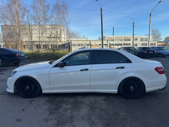 2012 Mercedes-Benz E-Класс 350 IV (W212, S212, C207), белый, 2000000 рублей - вид 12