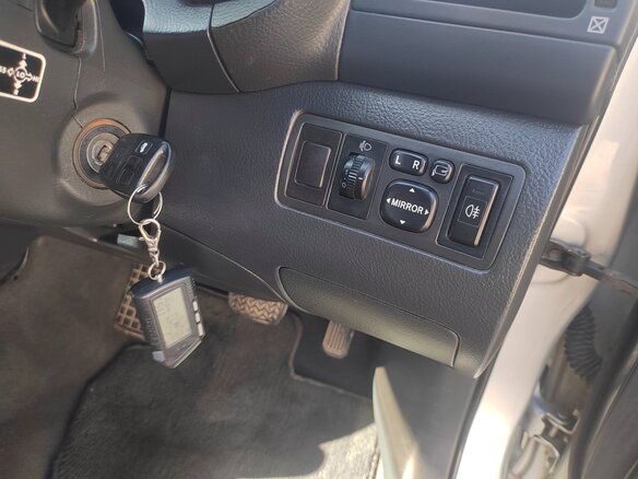 2006 Toyota Avensis II, серый, 700000 рублей - вид 21